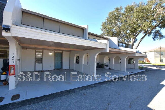 Photo - 2241 9th St SE