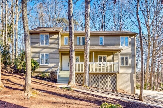 Building Photo - River Hills: 3 BR with 2 Full & 2 Half Baths Rental