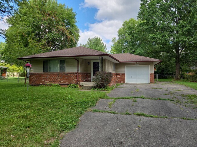 Photo - 6017 Northland Rd