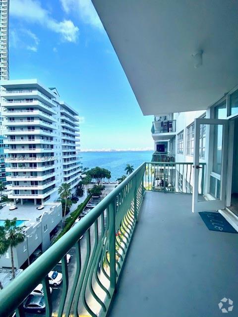 Building Photo - 1408 Brickell Bay Dr Unit 916 Rental