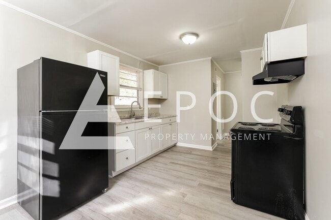 Photo - 1508 Willow Rd