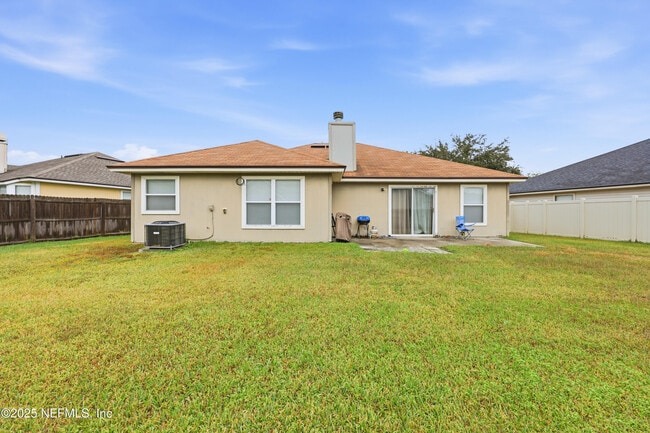 Photo - 1739 Saw Lake Drive