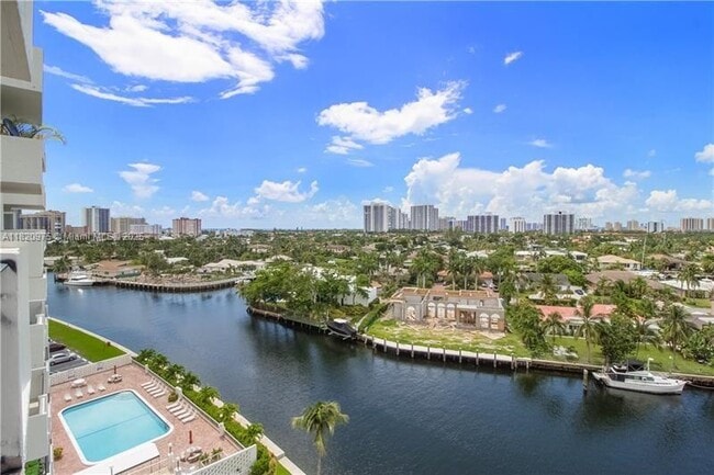 Building Photo - 401 Golden Isles Dr Unit 911 Rental