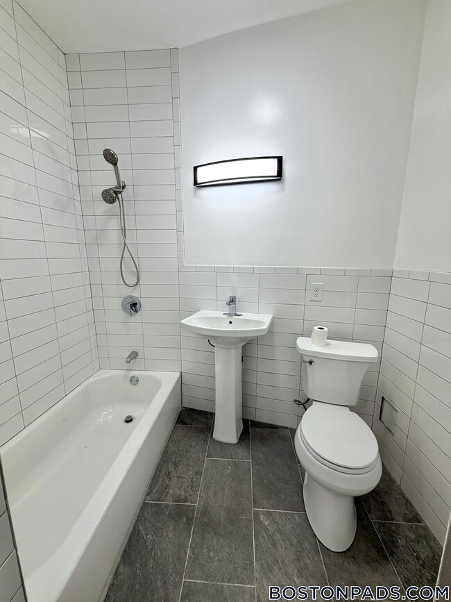 Photo - 67 Tudor St Unit 16