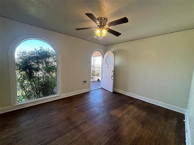 Photo - 3521 W 7th St