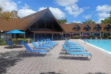 Photo - 3760 Inverrary Dr Unit 2H