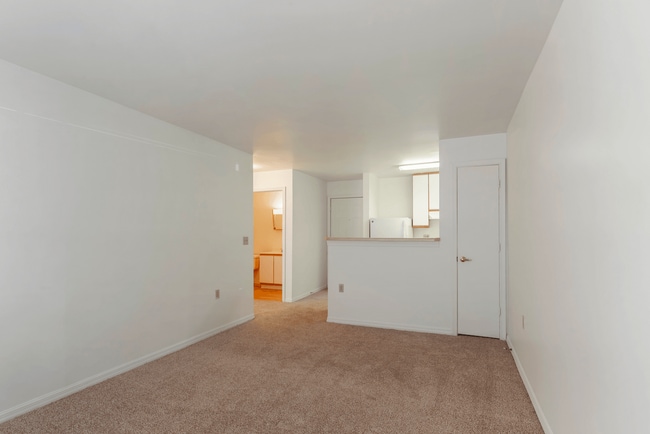 Photo - Silver Hill at Arboretum Apartments