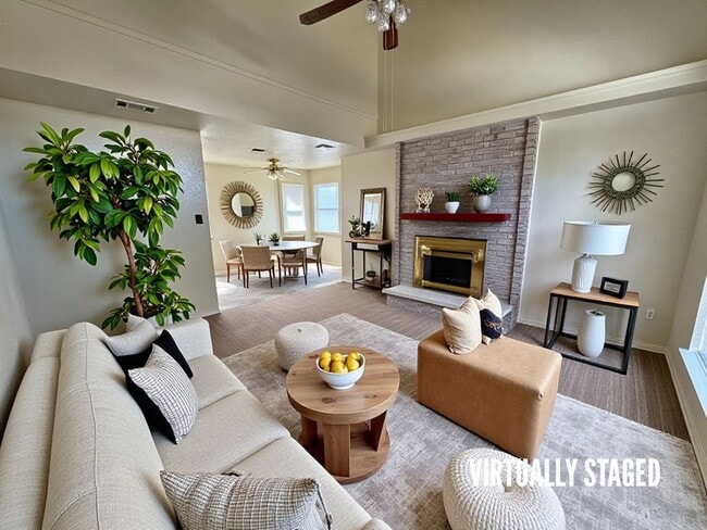 Photo - 2808 Bluejay Dr