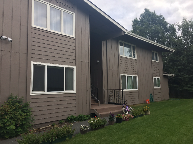 Building Photo - 8621 Molanary Dr Rental
