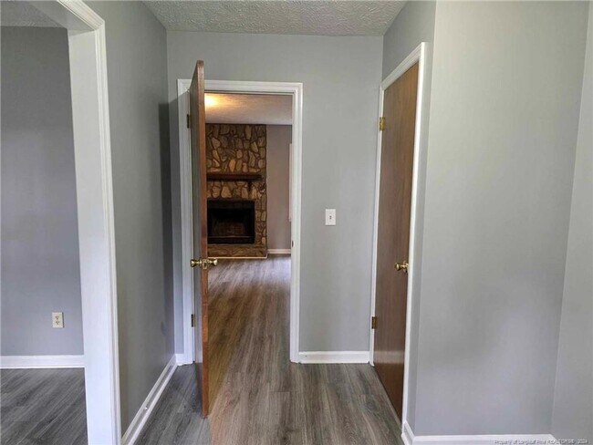 Photo - Conveniently located 3 bedroom!