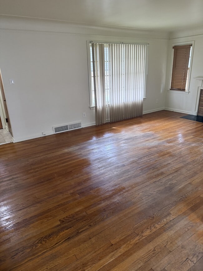 Photo - 2201 Windemere Ave