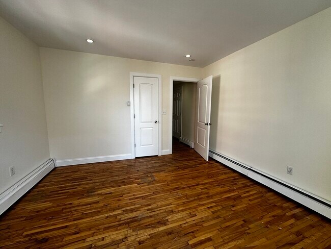 305 Princeton St Unidad 1