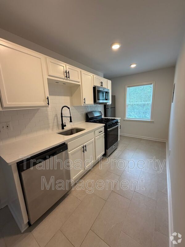 Building Photo - 6413 Brookside Rd Rental