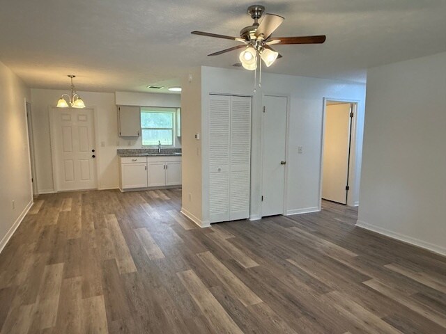 Photo - 9 Hemlock Circle Ter