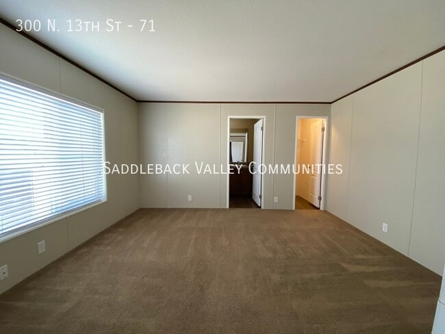 Photo - 300 N 13th St