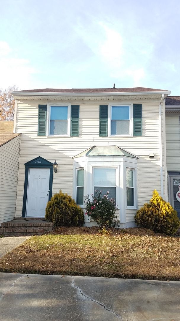 KEMPSVILLE LAKE - KEMPSVILLE LAKE House