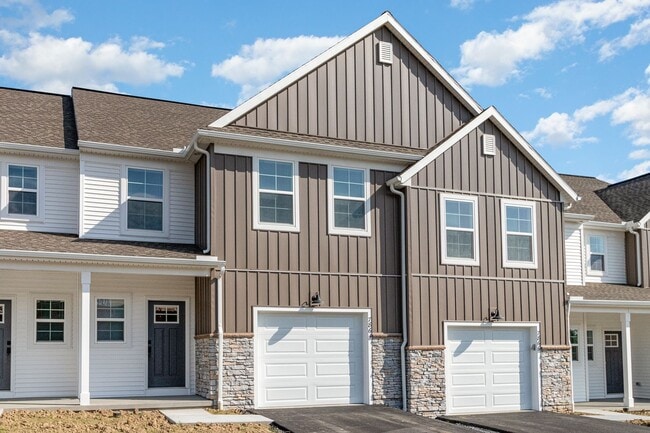 Photo - 7864 Oak Brook Dr