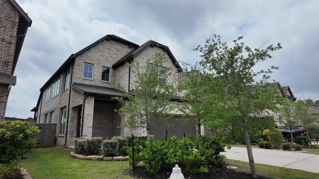 Photo - 360 Mallorn Ln