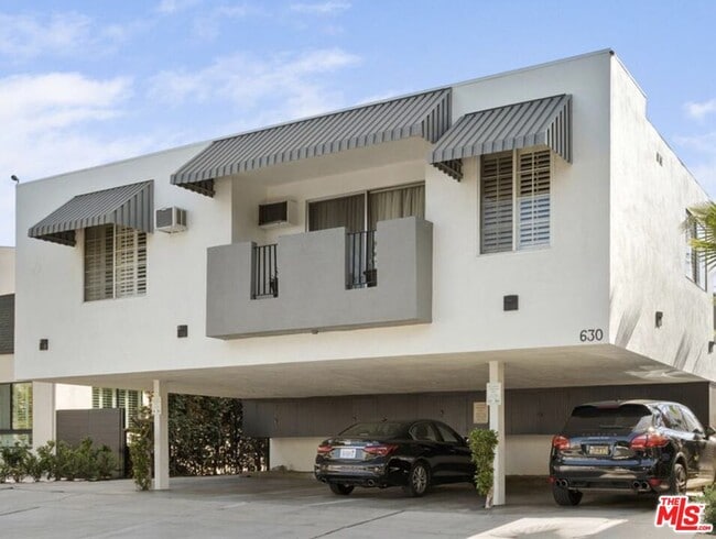 Building Photo - 630 Orlando Ave Unit 1