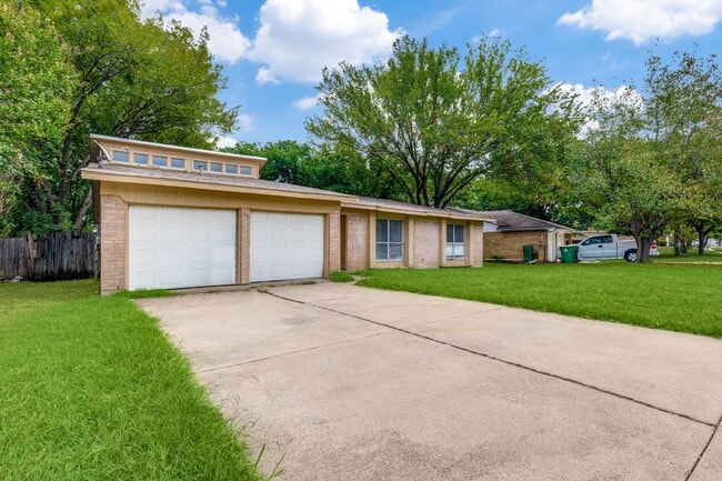 Photo - 2513 Richmond Dr