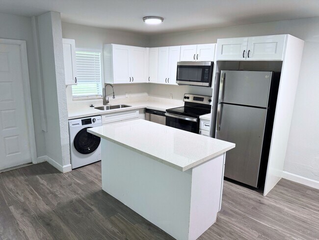 Photo - 4160 21st St