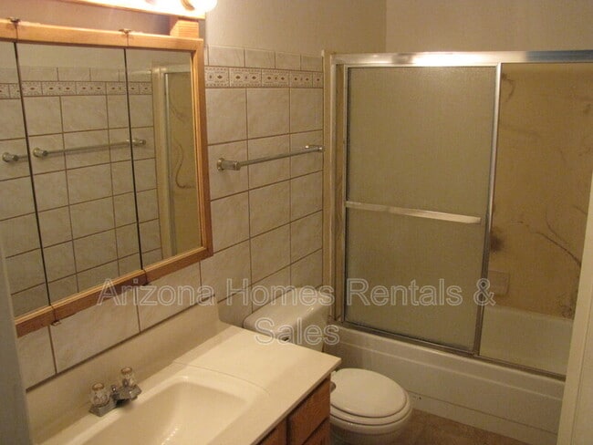 Photo - 302 N Banff Ave