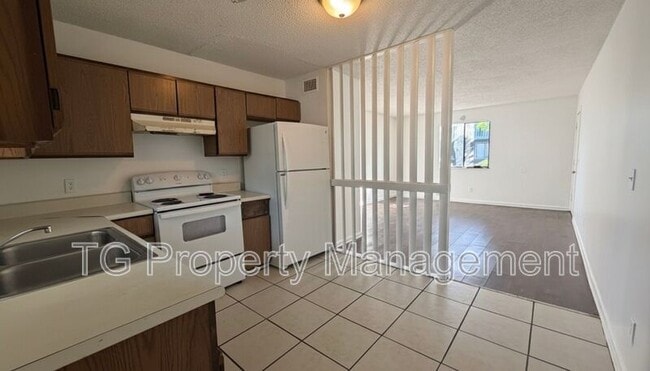 Photo - 5144 Westchase Ct Unit 3
