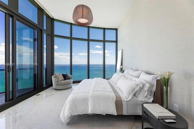 Photo - 15701 Collins Ave Unit 4701