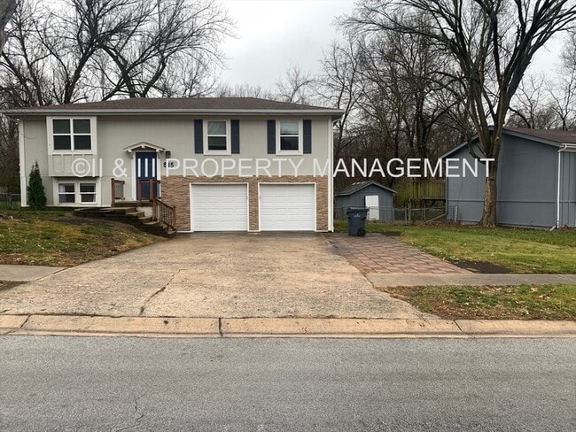 Photo - 815 E Johnston St