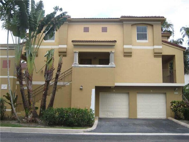 Photo - 741 N Pine Island Rd