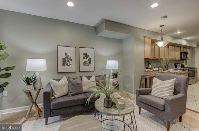 Photo - 1828 Wilkens Ave