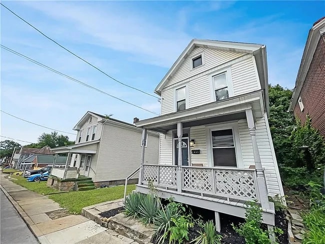 Photo - 1320 8th Ave