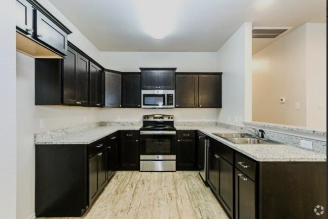 Building Photo - Cooper Schools/ Southwest Corridor/New Con... Rental