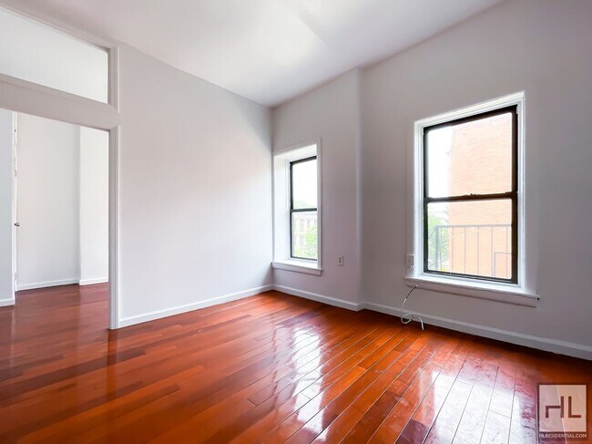 Photo - GREENE AVENUE / NO FEE / 2-Months Free / Charming Bed-Stuy 1-Bed 1-Bath / Prime Location Unidad 7