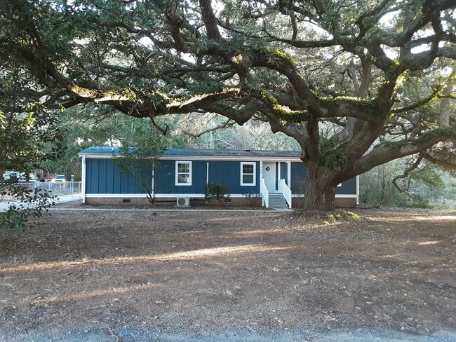 Photo - 580 Satellite Ave