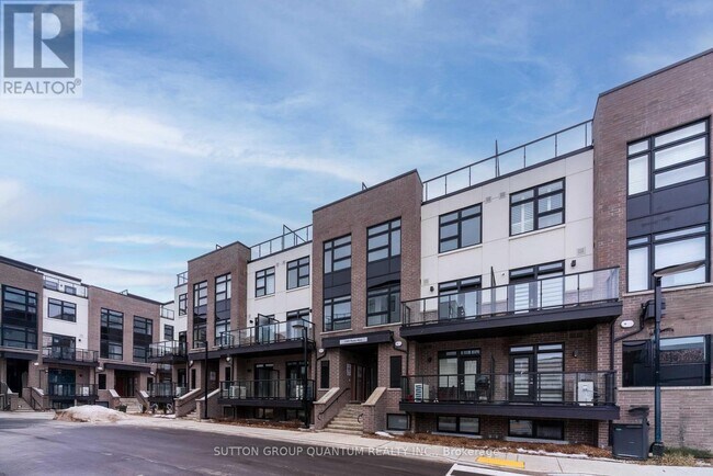 Photo - 1589 Rose Way