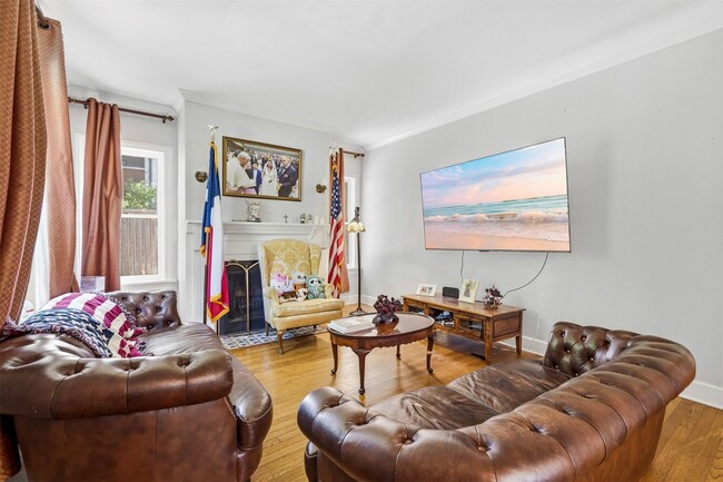 Photo - 3117 Albans Rd