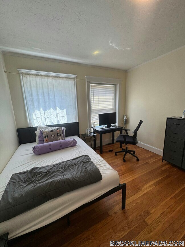 191 Winthrop Rd Unit 3