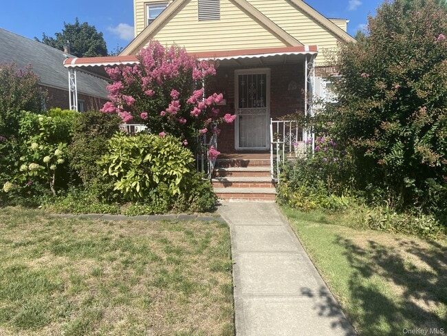 Building Photo - 119-16 227th St Unit 2 Rental