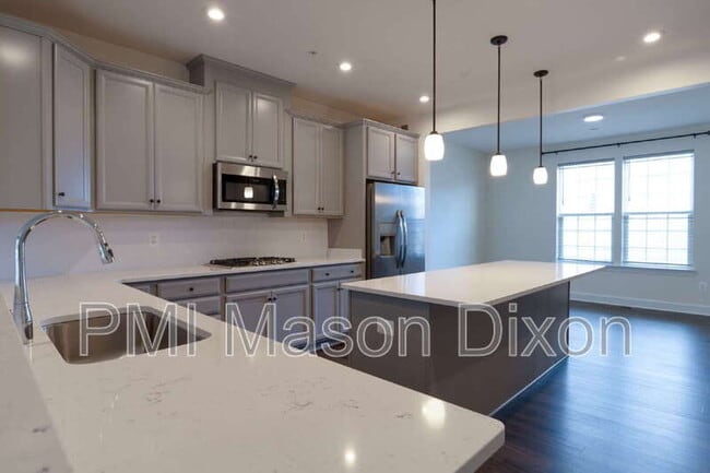 Photo - 9105 Fox Stream Way