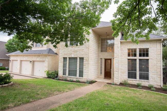 Building Photo - 9920 Spicewood Mesa