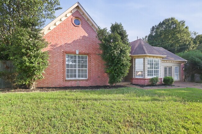 6989 Lagrange Hill Rd