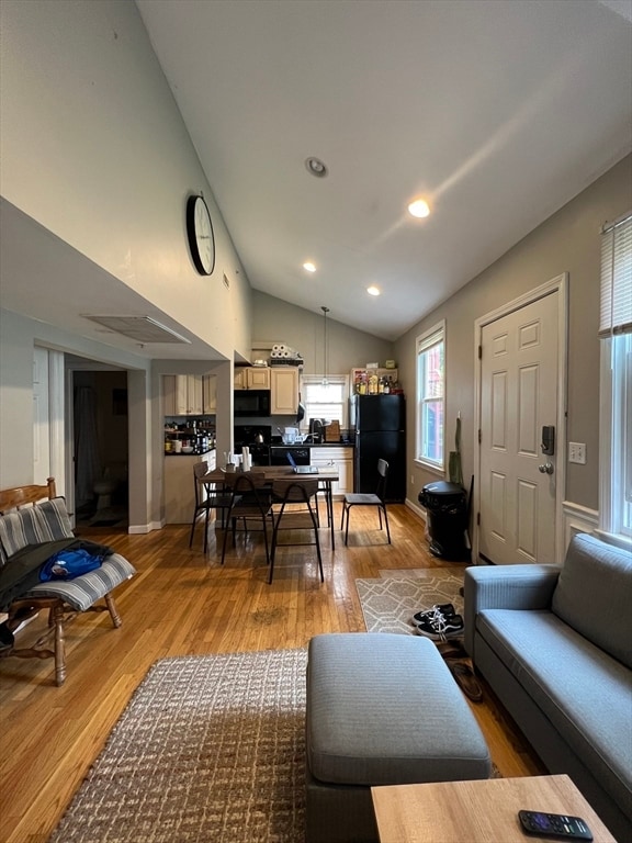 Photo - 89 Spring St