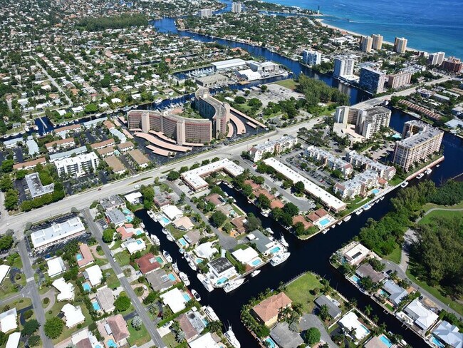 Photo - 2708 NE 14th Street Causeway Unit 2