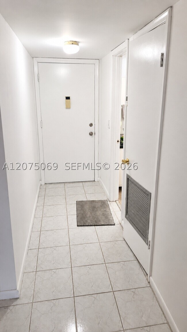 Photo - 4770 NW 21st St Unit 203