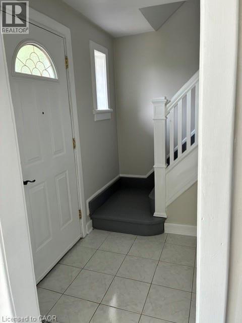 Photo - 1031 Fennell Ave E