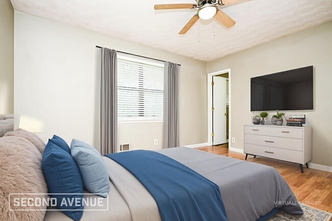 Photo - 2237 Rocklane Dr