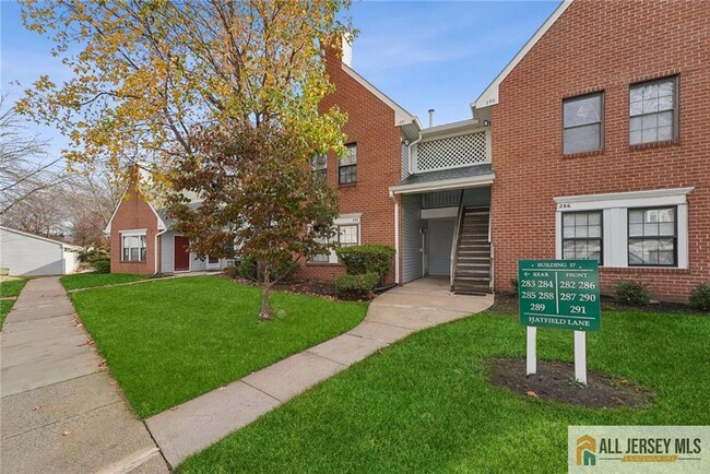 Photo - 287 Hatfield Ln Condo Unit 287