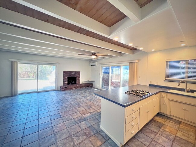 1501 Ocean Ave Unit 1501 Ocean Ave - A