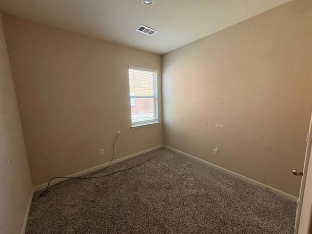 Photo - 306 Golden Sands Ln